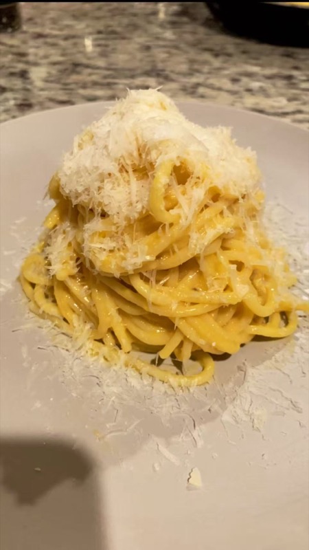 Fresh pasta carbonara